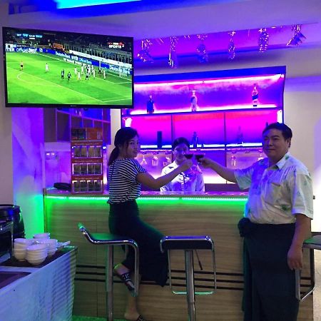 Good Luck Hotel Yangon Exterior foto