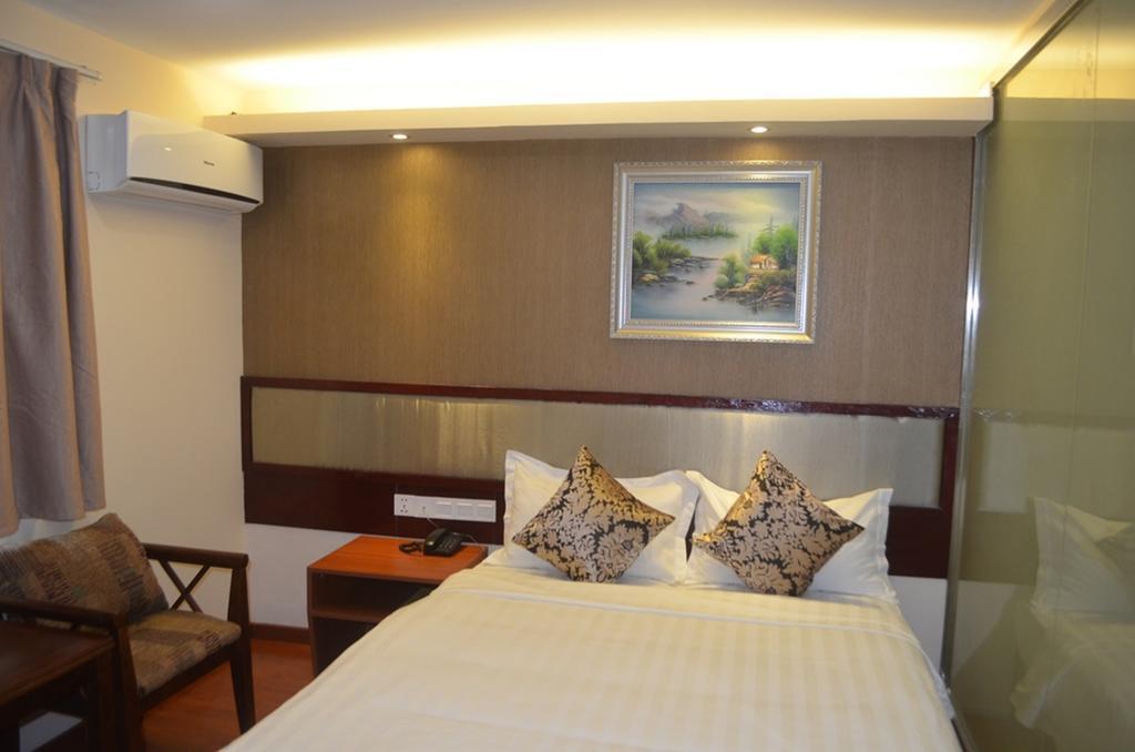 Good Luck Hotel Yangon Exterior foto