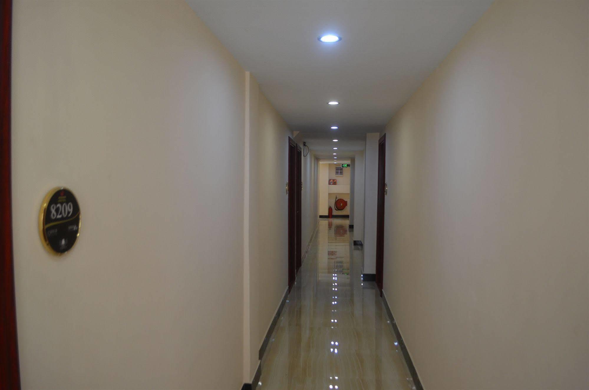 Good Luck Hotel Yangon Exterior foto